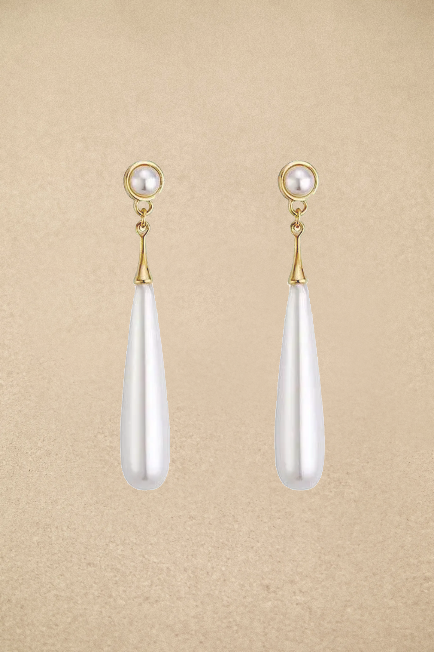 Pendientes de perla en forma de lágrima