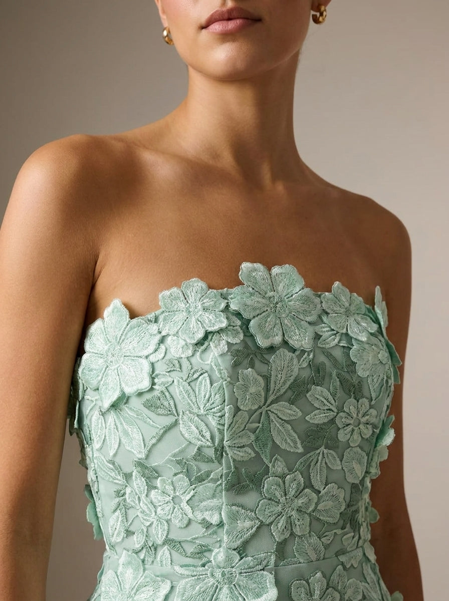 Sonia | Vestido Largo de Volantes con Bordado Floral