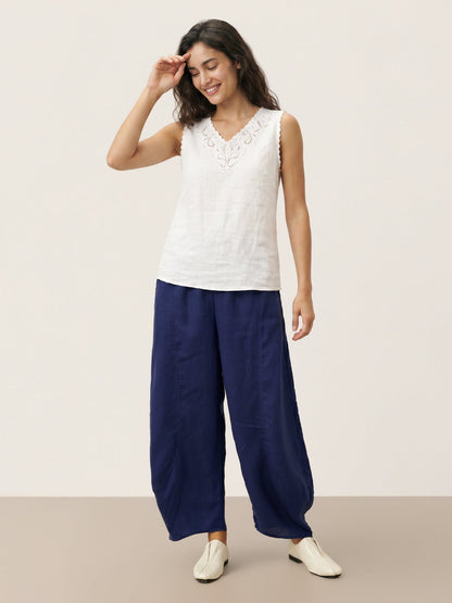 Marisa | Top de Lino con Escote Bordado