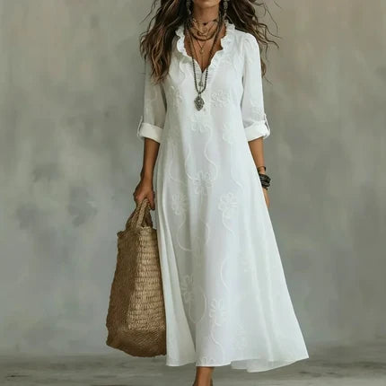 Jazmín |  Vestido maxi boho negro, bordado floral tono sobre tono, manga remangable