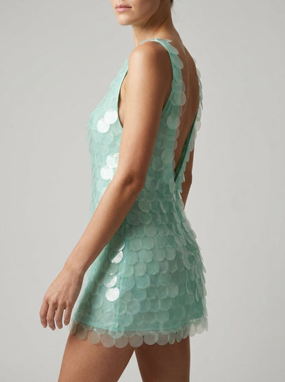 Lily|Vestido mini sin mangas con lentejuelas, escote barco, espalda al aire y brillo