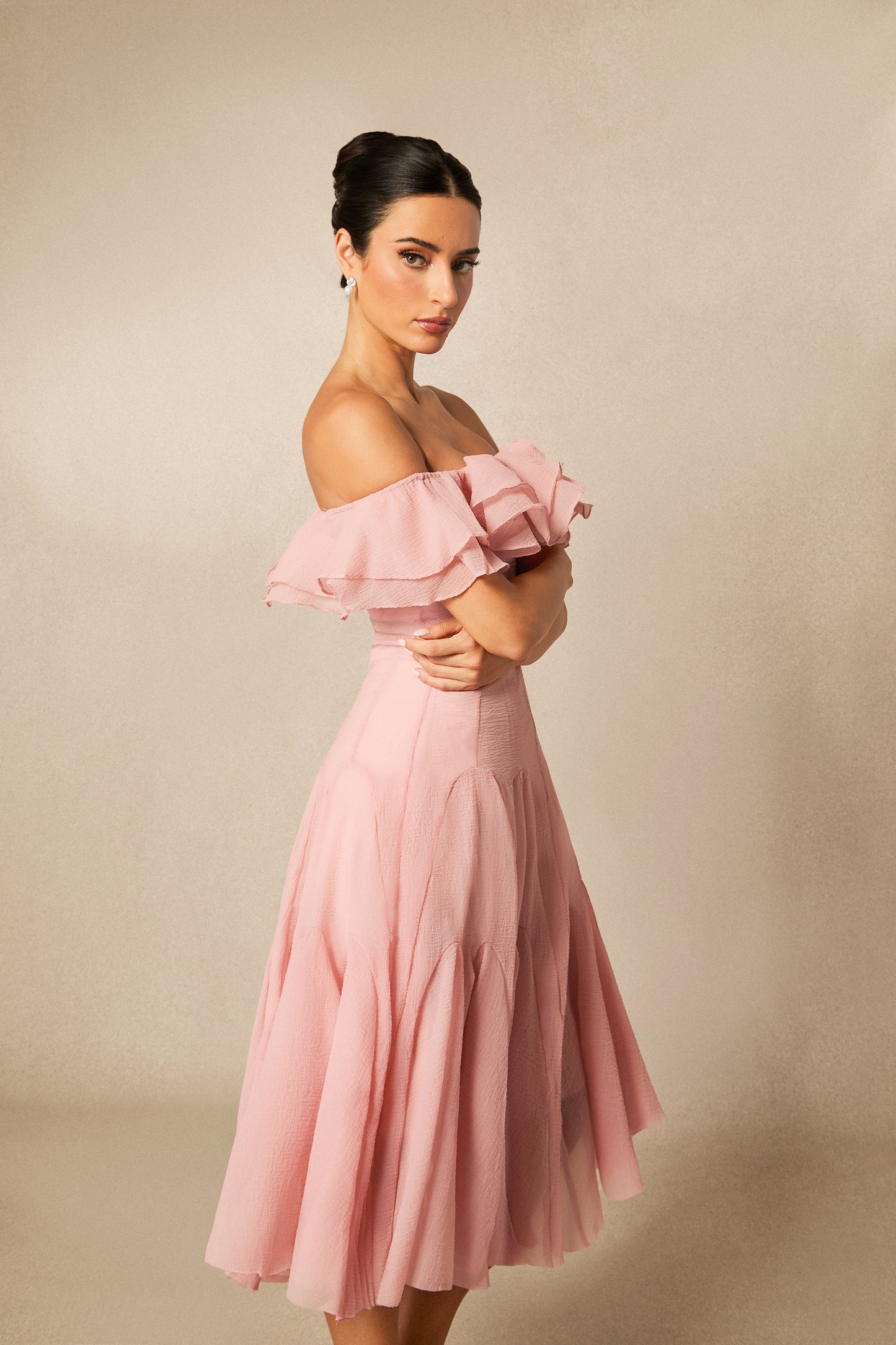 Vestido midi de volantes, detalle