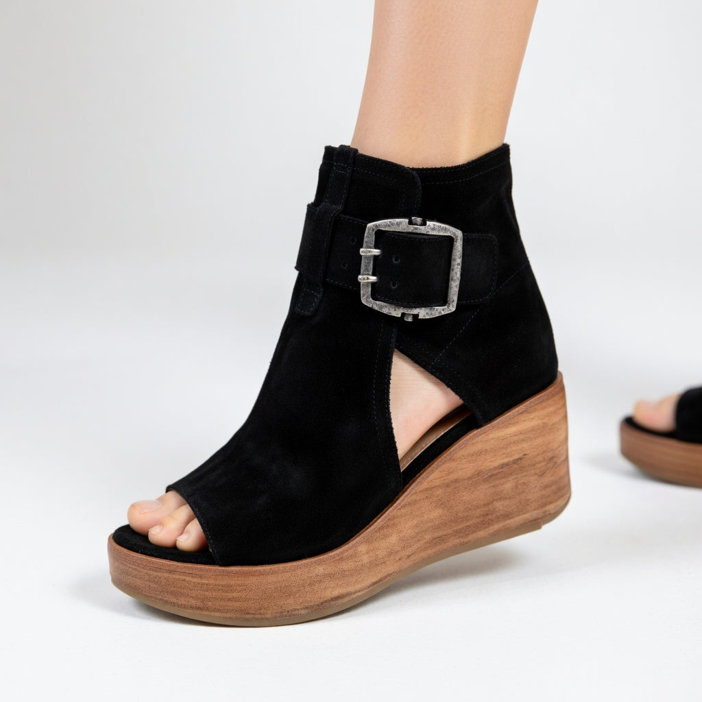 Macarena | Sandalias de Cuña de Ante con Hebilla Antigua