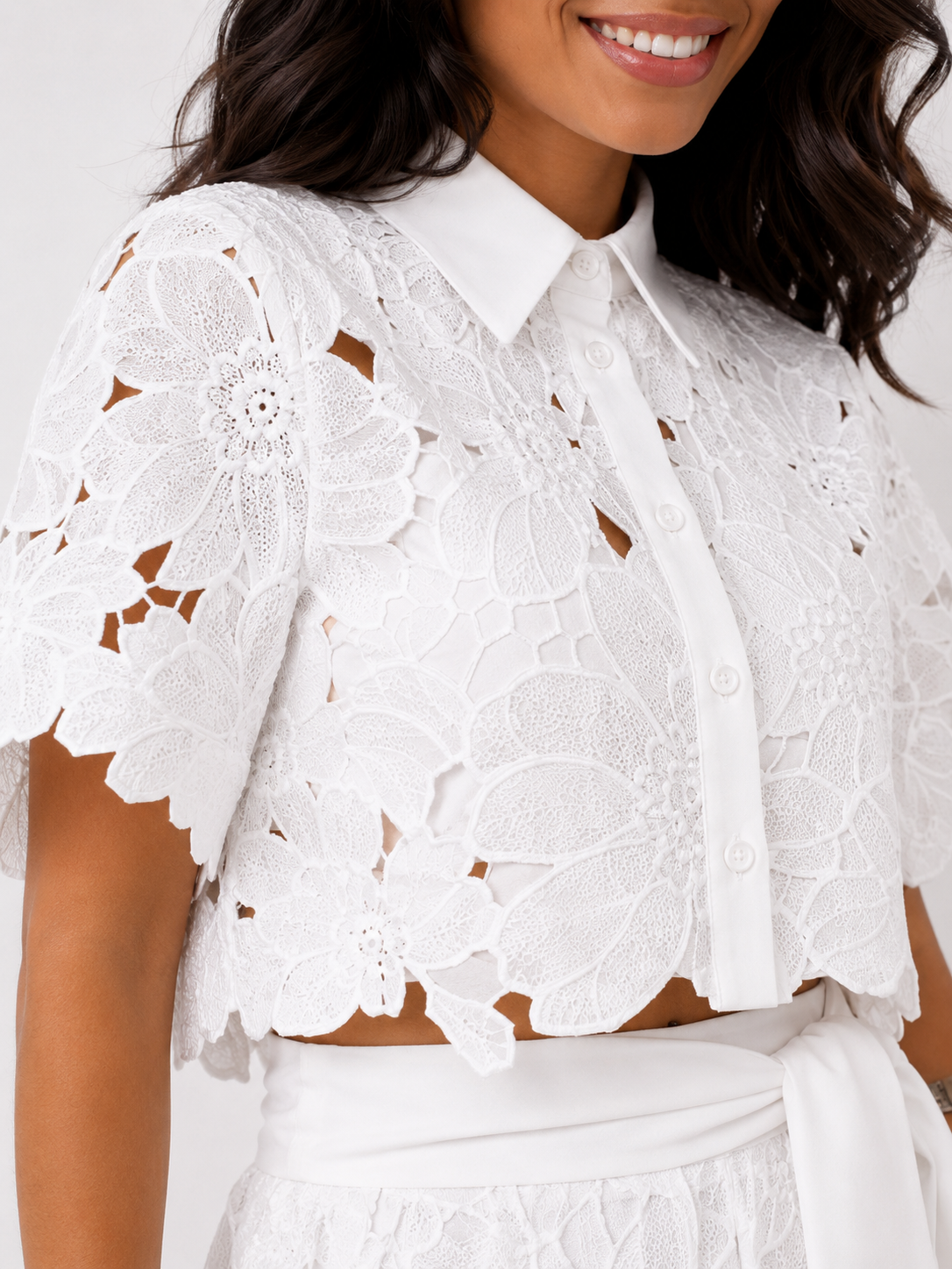 Alessia | Conjunto de Dos Piezas de Encaje de Flores Guipur