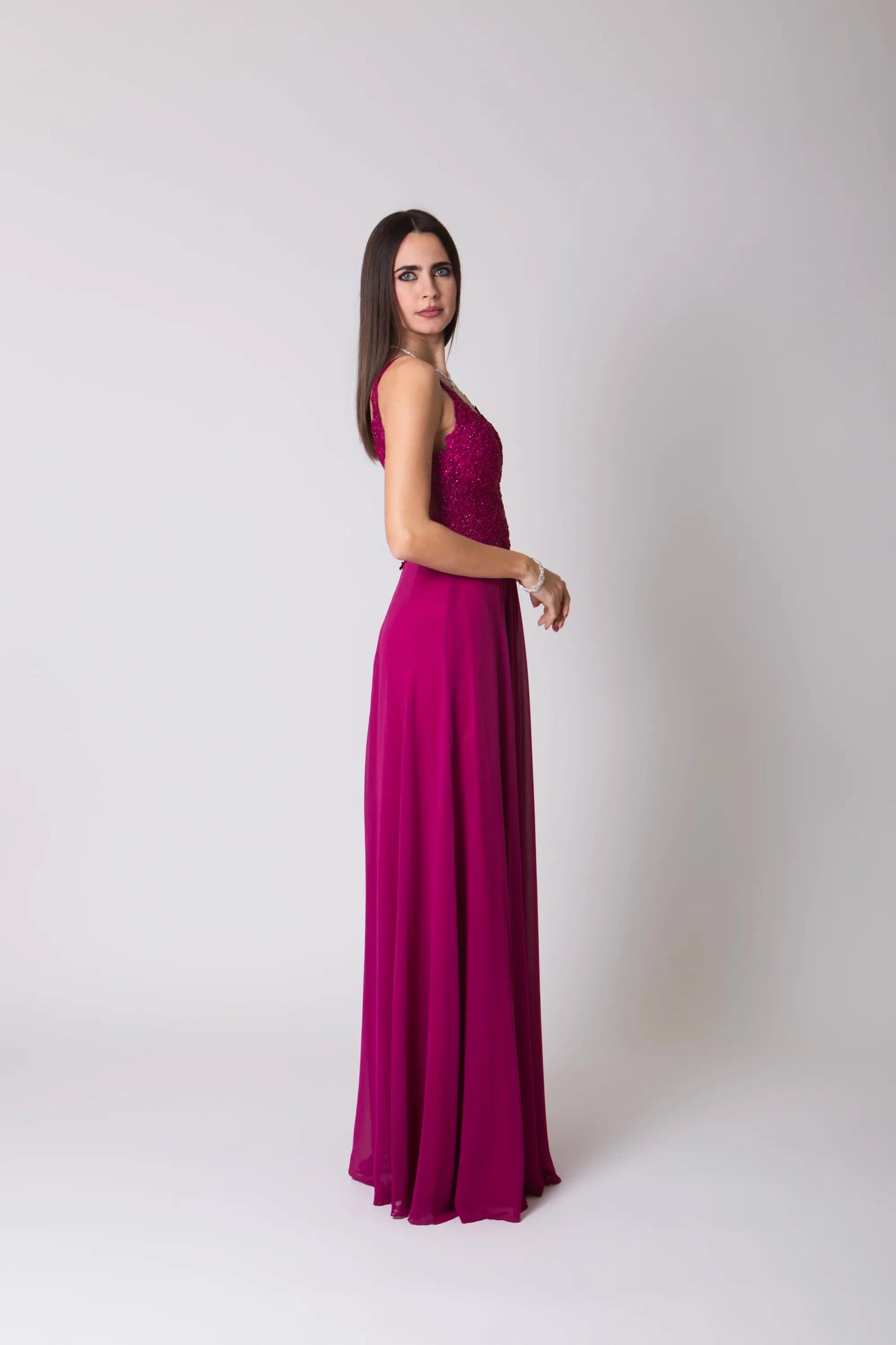 Miriam | Vestido Largo de Gasa con Encaje y Abertura