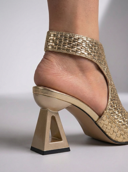Olivia | Zapato de Tacón Geométrico Calado
