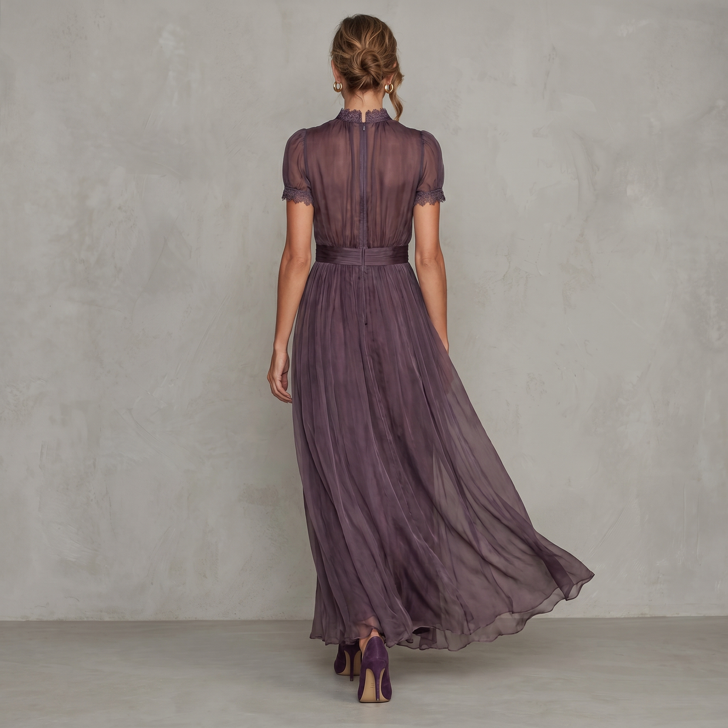 Sofía | Vestido Solène de Tejido Fluido con Detalles de Encaje