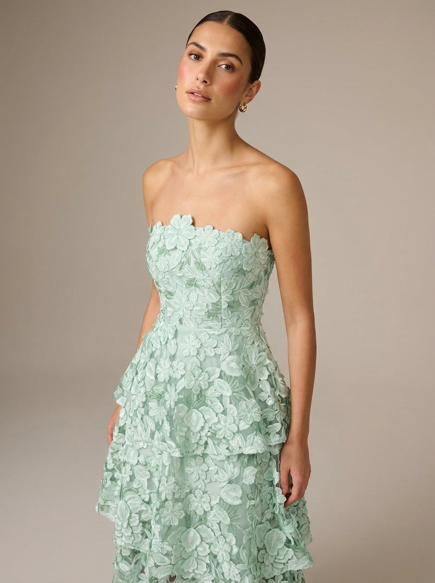 Sonia | Vestido Largo de Volantes con Bordado Floral
