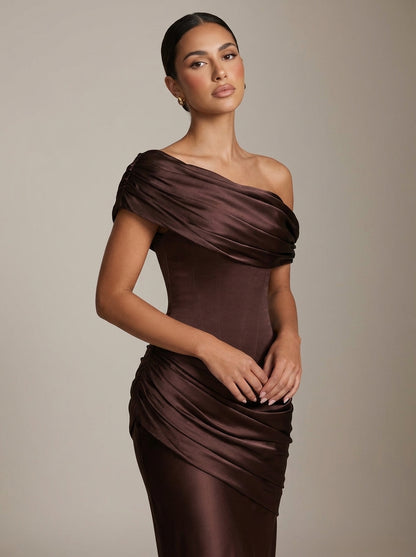 Lidia | Vestido Largo de Satén con Panel Desmontable